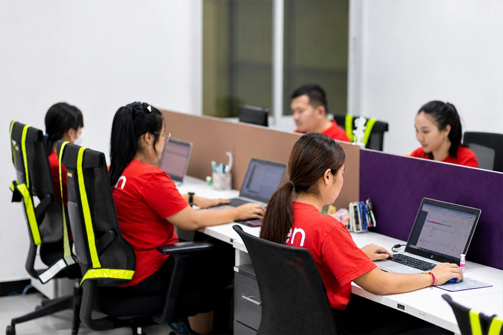 Office Collaboration — ชีวิตการทำงานกับ Aden